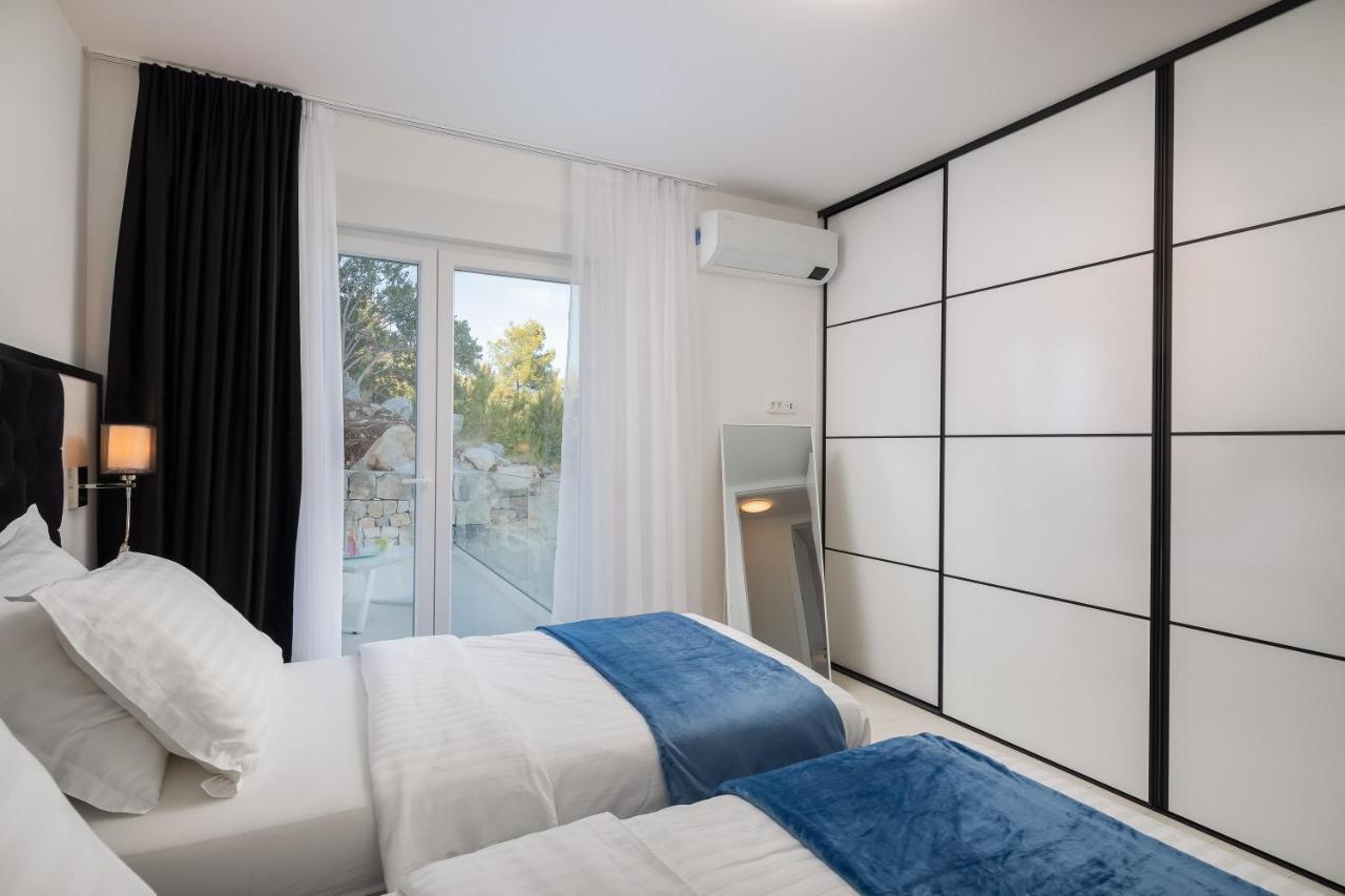 Villa Adria View With Heated Pool I Trogir Exteriör bild